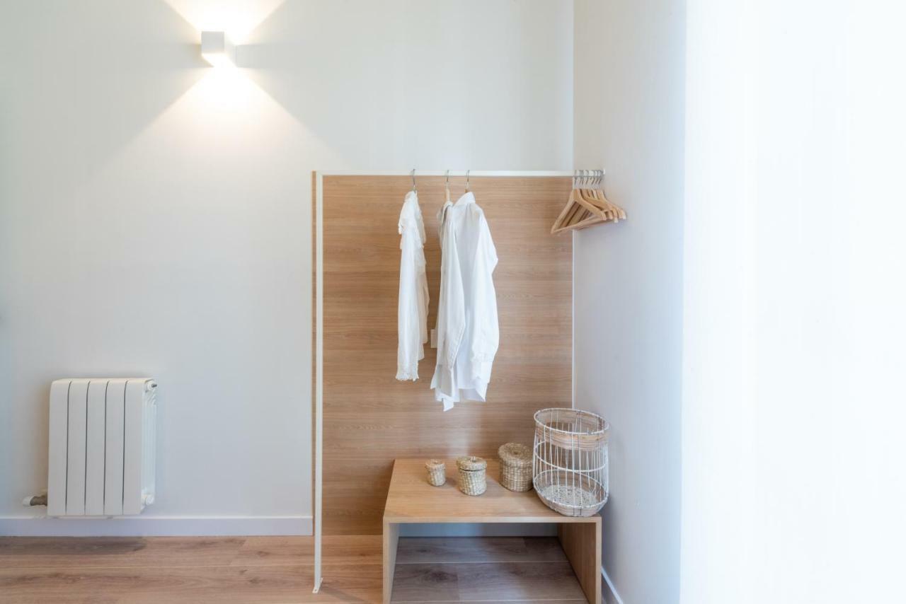 Apartamento Petit Luxe Tobella Esquerra Terrassa Exterior foto
