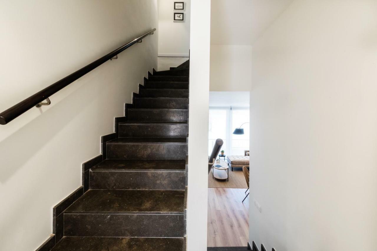 Apartamento Petit Luxe Tobella Esquerra Terrassa Exterior foto